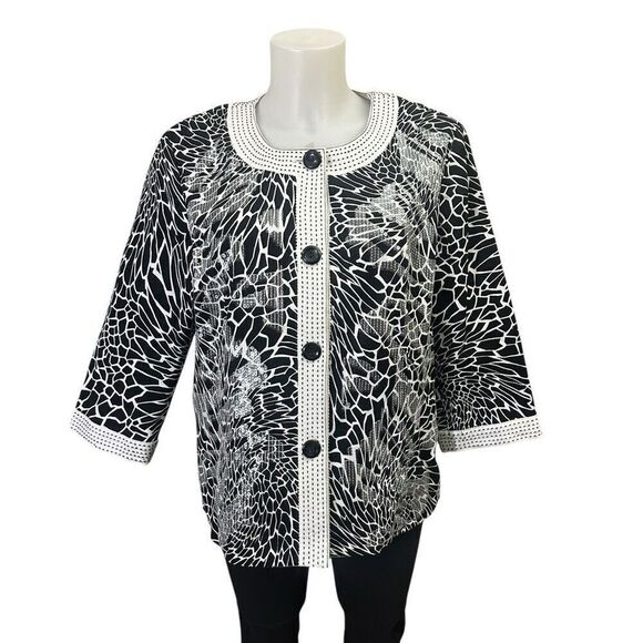 Chico’s Black White Sequinned Button Front Blazer Coat Floral‎ Print sz 2 Medium - Picture 1 of 8